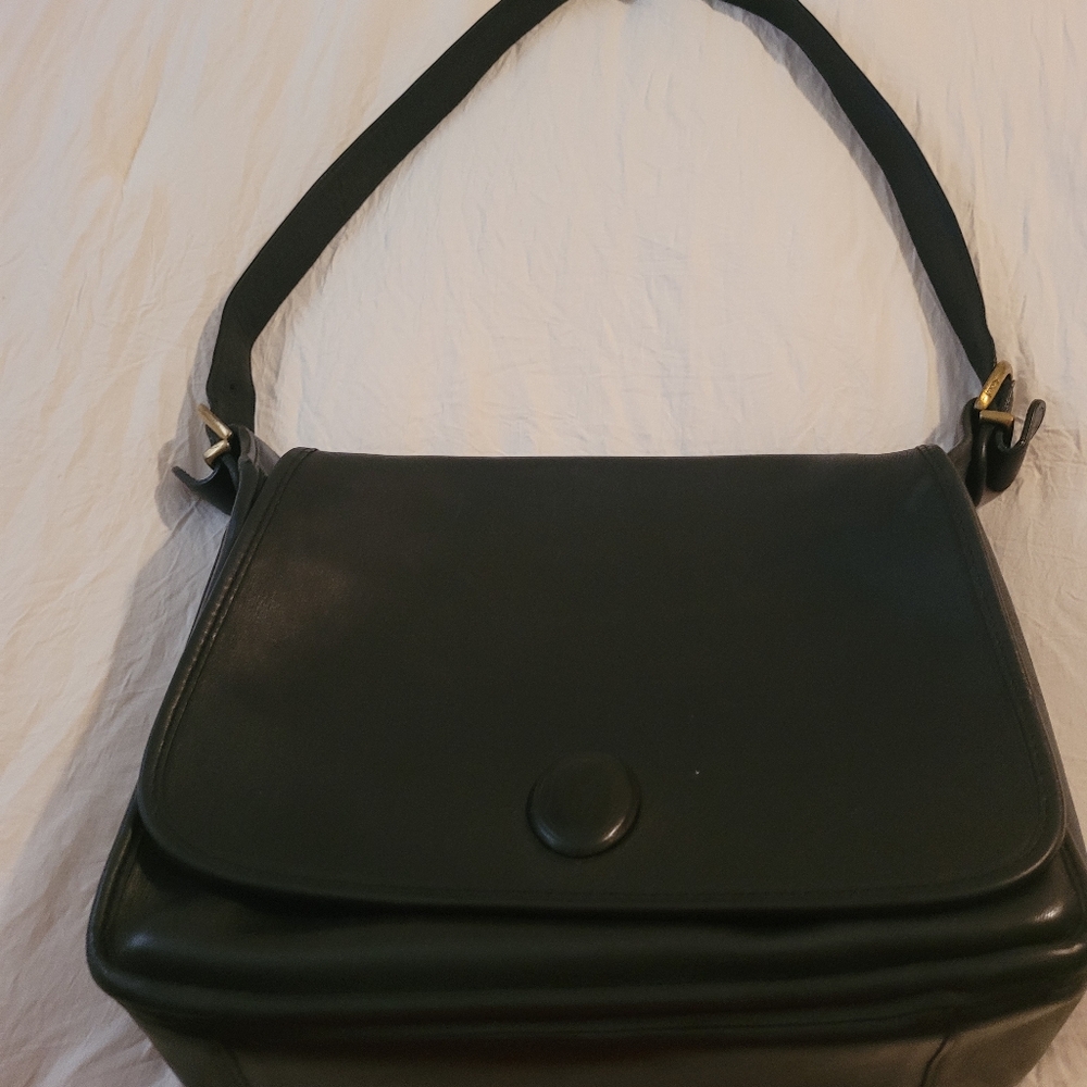 Alaskan Handmade Leather Mascot Purse